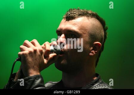 Jon McClure of Reverend and the Makers performs during the Oxegen Festival 2008 at the Punchestown Racecourse, Naas, County Kildare, Ireland. Stock Photo