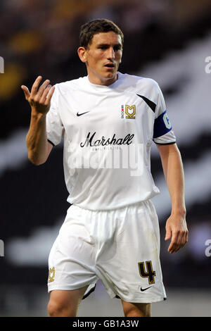 Soccer - Friendly - Milton Keynes Dons v Watford - Stadium:mk. Keith Andrews, Milton Keynes Dons Stock Photo