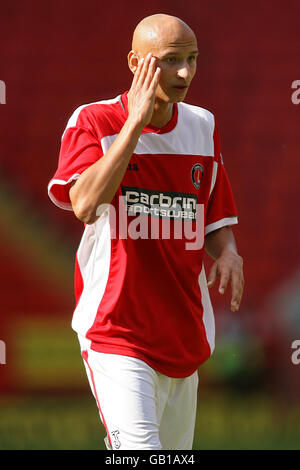 Soccer - Friendly - Charlton Athletic v Athletico Bilbao - The Valley. Jonjo Shelvey, Charlton Athletic Stock Photo