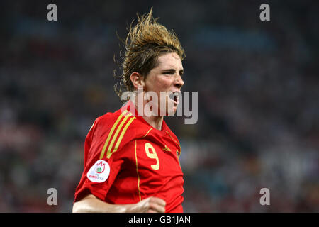 Soccer - UEFA European Championship 2008 - Final - Germany v Spain - Ernst Happel Stadium. Spain's Fernando Torres celebrates after scoring the first goal Stock Photo