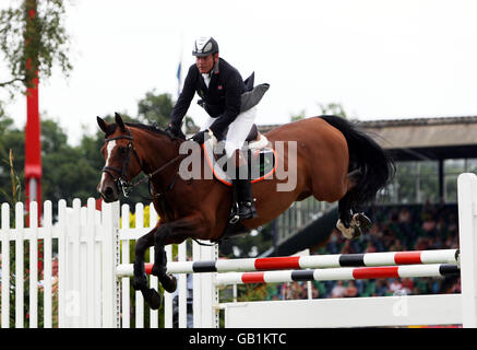 Equestrian - Hickstead International Horse Show - Day Four - All England Jumping Course Stock Photo