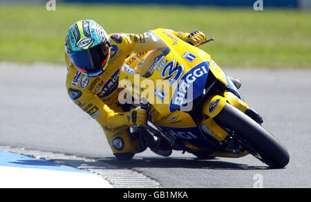 Motorcycling - Cinzano British Motorcycle Grand Prix - Donington Park. Max Biaggi sets the fastest time in qualifying Stock Photo