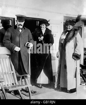 Archduke Franz Ferdinand of Austria (Franz Ferdinand Carl Ludwig Joseph Maria: 1863-1914). Franz Ferdinand's assassination in Sarajevo on 28th June 1914 was the trigger that started the First World War. This Photo shows (left to right) Franz Ferdinand, Countess Baillet de Latour and Sophie, Duchess of Hohenberg, the wife of Franz Ferdinand. Bain News Service, c.1913. Stock Photo