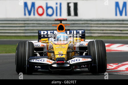 Renault's Fernando Alonso during qualifying at the Hungaroring, Budapest, Hungary. Stock Photo