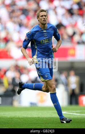 Soccer - Community Shield - Portsmouth v Manchester United - Wembley Stadium. Peter Crouch, Portsmouth Stock Photo