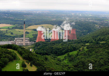 Ironbridge 'B' Power Station (also known as Buildwas Power Station) is the second of two coal fired power stations that have occupied a site in Shropshire, England. PRESS ASSOCIATION Photo. Picture date: Wednesday August 27, 2008. Photo credit should read: Rui Vieira/PA Photo. Stock Photo