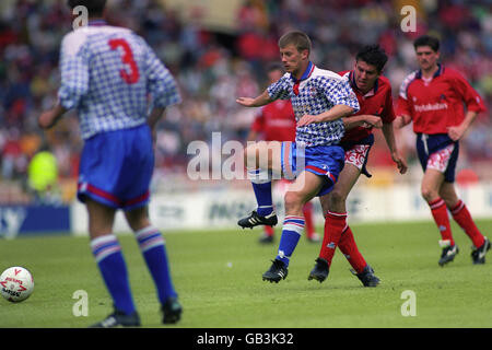 STEVE WALTERS, CREWE ALEXANDRA AND IAN BLACKSTONE, YORK CITY Stock Photo