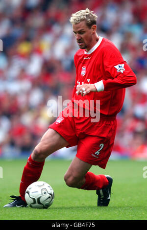 Soccer - FA Barclaycard Premiership - Liverpool v Chelsea. Stephane Henchoz, Liverpool Stock Photo