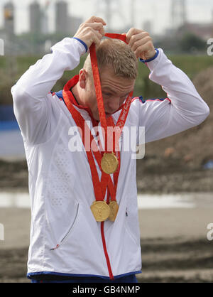 British triple gold medal winning cyclist Chris Hoy during a visit to the site of the new London 2012 VeloPark, which will host the cycling events at the London 2012 Olympic Games. Stock Photo