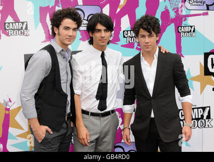 From Left, Nick Jonas, Joe Jonas And Kevin Jonas Of The Jonas Brothers 