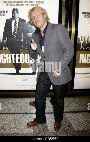 Righteous Kill Premiere - London. Leigh Francis arrives for the UK premiere of 'Righteous Kill' at the Empire Leicester Square, London, WC2. Stock Photo