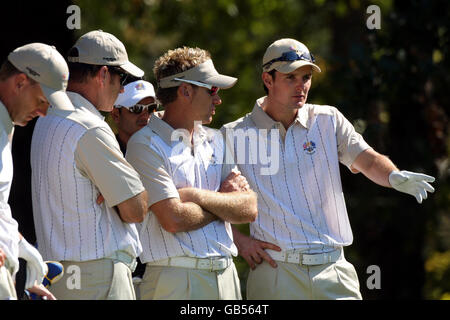 Golf - 37th Ryder Cup - USA v Europe - Practice Day Two - Valhalla Golf Club. Europe's Nick Faldo, Ian Poulter (centre) and Justin Rose during practice at Valhalla Golf Club, Louisville, USA. Stock Photo