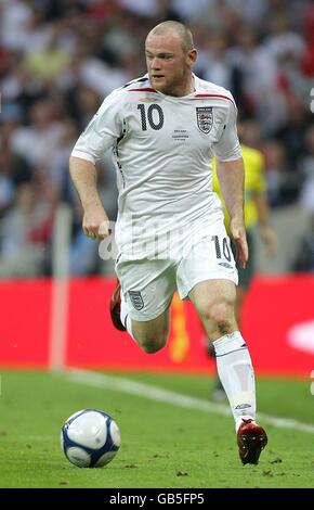 Soccer - FIFA World Cup 2010 - Qualifying Round - Group Six - England v Kazakhstan - Wembley Stadium. Wayne Rooney, England Stock Photo