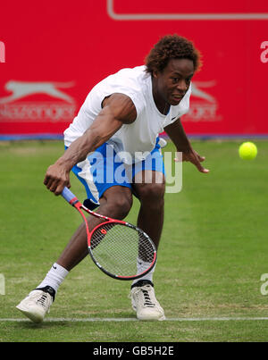 France's Gael Monfils in action during the Slazenger Open 2008 at the City of Nottingham Tennis Centre, Nottingham. Stock Photo