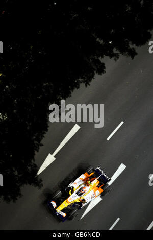 Renault's Nelsinho Piquet during the qualifying session of the Singapore Grand Prix, as seen from the Swissotel The Stamford, Singapore Stock Photo