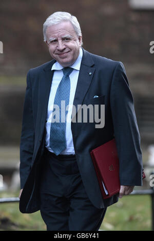 Welsh Secretary Paul Murphy arrives for a National Economic Council meeting at Downing Street, London. Stock Photo