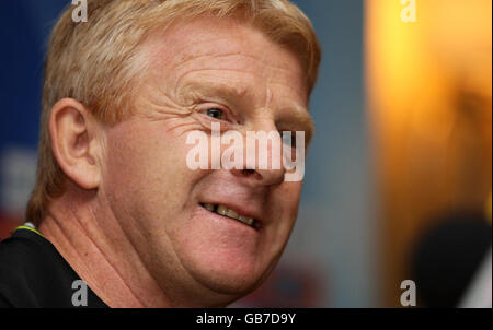 Soccer - Celtic Press Conference - Marriot Hotel. Celtic manager Gordon Strachan during a press conference at the Marriot Hotel, Worsley. Stock Photo