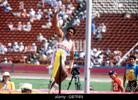 Great Britain's Daley Thompson acknowledges the cheers of the crowd after a successful attempt in the pole vault Stock Photo