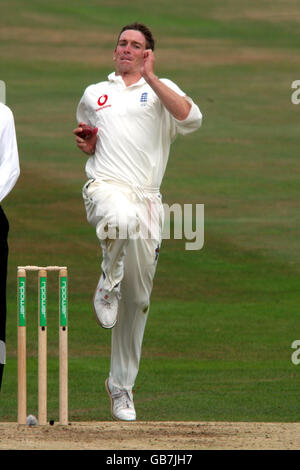 Cricket - npower Fourth Test - England v South Africa - Day One. James Kirtley, England Stock Photo