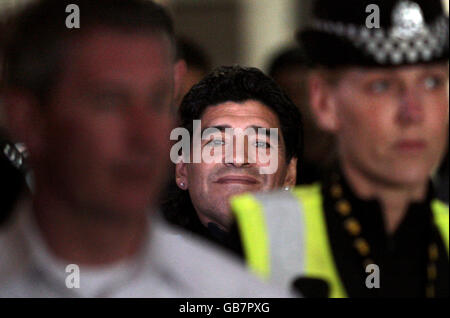 Argentina Coach Diego Maradona arrives with his team at Glasgow Airport. Stock Photo