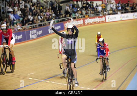 Cycling - UCI Track World Cup - Day Three - Manchester Velodrome. Vicky Pendleton celebrates her win in the Womens Keirin during the UCI Track World Cup at Manchester Velodrome, Manchester. Stock Photo