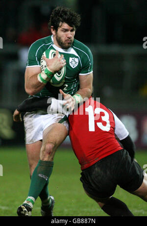 Rugby Union - Guinness Series 2008 - Ireland v Canada - Thomond Park Stadium. Ireland's Shane Horgan is tackled by Canada's Bryn Keys during the Guinness Series match at Thomond Park, Limerick. Stock Photo