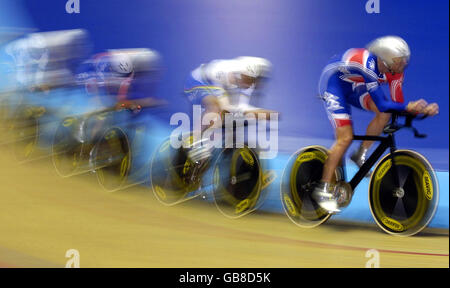Team GB qualify first in the team pursuit during the UCI Track World Cup at Manchester Velodrome, Manchester. Stock Photo