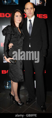 British actor Mark Strong with partner Liza at the UK film premiere of 'Body of Lies' at the Vue West End, in central London. Stock Photo