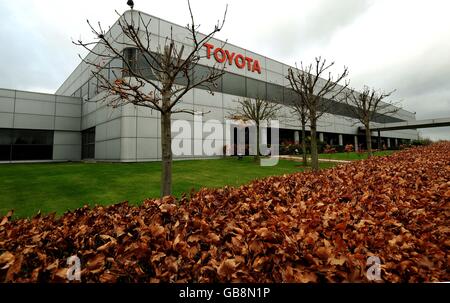 Toyota's Burnaston Plant in Derbyshire, where a new Toyota Avensis car rolled off the assembly line today, marking the official start of production of the company's new flagship vehicle. Stock Photo