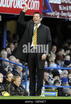 Soccer - Barclays Premier League - Portsmouth v Hull City - Fratton Park. Phil Brown, Hull City manager Stock Photo