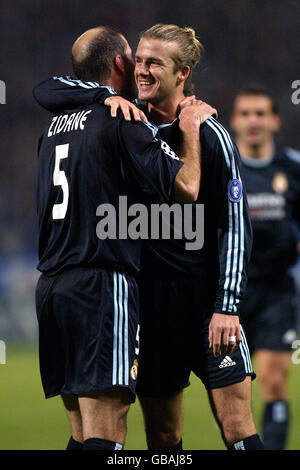Real Madrid's David Beckham celebrates his goal with Zinedine Zidane Stock Photo