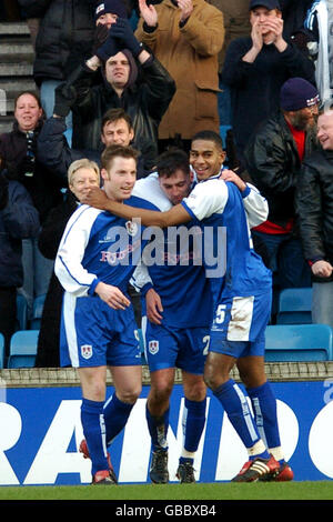 Millwall's Marvin Elliott celebrates scoring the equalizing goal with ...