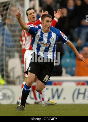 Soccer - Coca-Cola Football Championship - Sheffield Wednesday v Charlton Athletic - Hillsborough. Sheffield Wednesday's Darren Potter celebrates his goal during the Coca-Cola Football Championship match at Hillsborough, Sheffield. Stock Photo