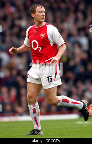 Soccer - AXA FA Cup - Fifth Round - Arsenal v Chelsea. Ray Parlour, Arsenal Stock Photo