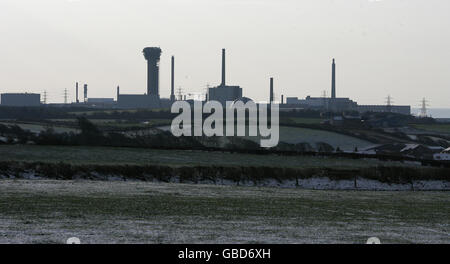 General View of the Sellafield Nuclear Power Plant in Cumbria where contract workers were among those taking part in wildcat strikes which are spreading across to country over foreign labour policy. Stock Photo