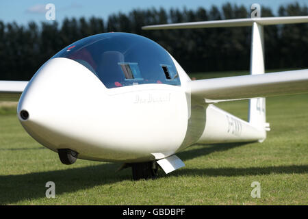 Schempp Hirth Duo Discus T modern two seat glider sailplane Stock Photo