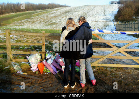 Lauren (left, surname not given) accompanied by her mother (name not given), at the scene where her friend, Francesca Anobile, was fatally wounded in Rother Valley Country Park, in Rotherham, South Yorkshire. Stock Photo