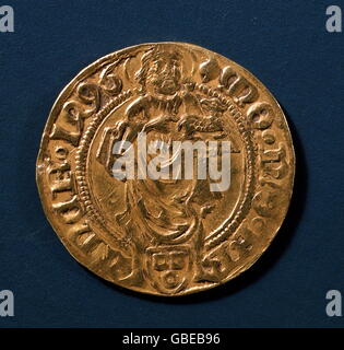money / finance, coins, Holy Roman Empire of the German Empire, golden coin of emperor Maximilian I, Frankfurt / Main, 1496, Additional-Rights-Clearences-Not Available Stock Photo