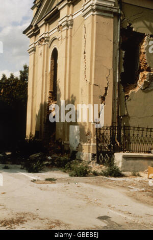geography / travel, Croatia, Karlovac (Carlstadt), churches, church destroyed in the civil war, August 1992, Additional-Rights-Clearences-Not Available Stock Photo