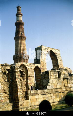 geography / travel, India, Delhi, mosque Quwwat-ul-Islam - Mashid (mosque of the power of the Islam), built: since 1199 under Qutb ad-Din Aibak, exterior view, minaret, circa 1980, Additional-Rights-Clearences-Not Available Stock Photo