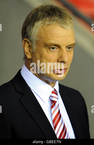 Rugby League - Engage Super League - Wigan Warriors v Castleford Tigers - JJB Stadium. Brian Noble, Wigan Warriors head coach Stock Photo