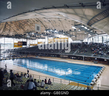 sport, olympic games, Munich, 26.8. - 11.9.1972, indoor swimming pool, interior view, 1972, 20th century, historic, historical, Germany, FRG, Olympics Hall, Olympic park, Olympic Games, Olympics, Olympiad, Summer Olympic Games, Summer Olympics, summer games, swimming, swimming contest, swimming competition, swimming contests, swimming competitions, 1970s, people, Additional-Rights-Clearences-Not Available Stock Photo