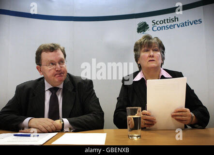 Scottish Tory leader Annabel Goldie and shadow Scottish secretary David Mundell speak about First Minister Alex Salmond's record as an MP at a press conference at the Scottish Conservative Central Office, 83 Princes St, Edinburgh. Stock Photo