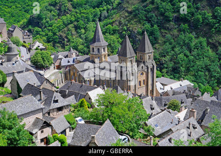 Abbey church Abbataille Sainte Foy, Conques, long-distance walking trail GR 65, Way of St. James, Department Aveyron, Midi-Pyrenees, France / Ste-Foy de Conques Stock Photo