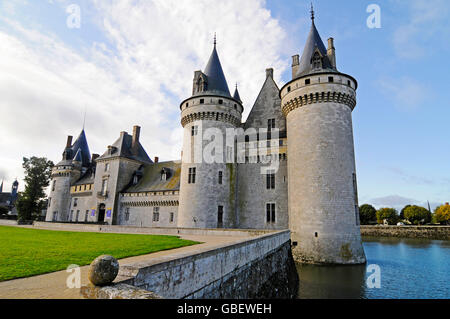 Chateau Sully-sur-Loire, palace, museum, Sully-sur-Loire, Departement Loiret, Centre, France Stock Photo