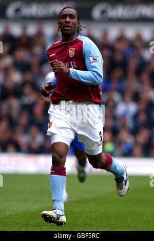 Soccer - FA Barclaycard Premiership - Aston Villa v Chelsea. Jlloyd Samuel, Aston Villa Stock Photo