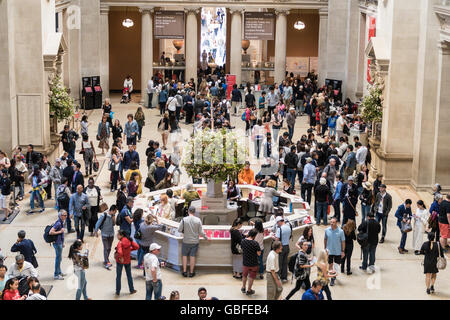 The Metropolitan Museum of Art, The Great Hall, NYC Stock Photo