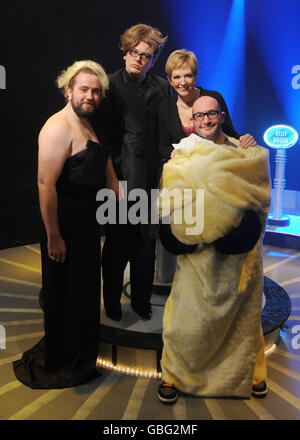 Anne Robinson, Justin Lee Collins, Alan Carr (as Anne Robinson) and Boyd Hilton (as Sooty) film a comedy sketch of 'The Weakest Link' during the filming of Channel 4's 'The Sunday Night Project' which will be transmitted on Sunday January 25, 2009 @ 2200. Stock Photo