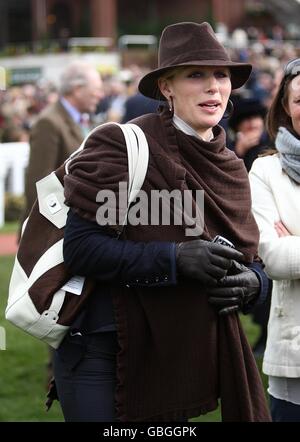 Horse Racing - Cheltenham Festival 2009 - Day One - Cheltenham Racecourse. Zara Phillips attends the first day of the Cheltenham Festival. Stock Photo