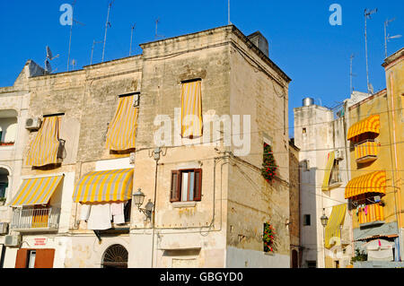 house facades, Bari Vecchia, historic city, Bari, Puglia, Italy Stock Photo